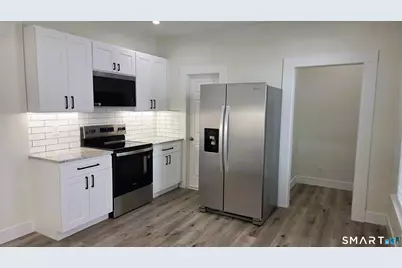 14 Meadow Street, Ansonia, CT 06401 - Photo 5