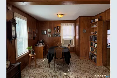 593 Wayne Street, Bridgeport, CT 06606 - Photo 17