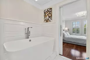 85 Memorial Rd, West Hartford, CT 06107 - Photo 23