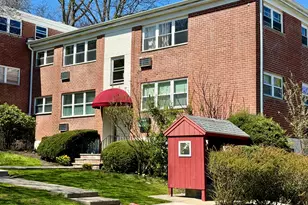 11 Bedford Ave, Norwalk, CT 06850 - Photo 3