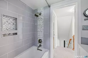 19 Cheney Ln, Newington, CT 06111 - Photo 27