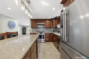 19 Cheney Ln, Newington, CT 06111 - Photo 5