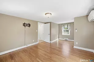19 Cheney Ln, Newington, CT 06111 - Photo 17