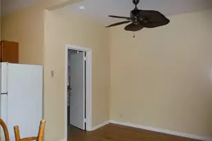 1 Eastview St, Hartford, CT 06114 - Photo 5