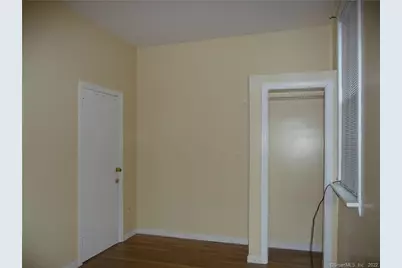 1 Eastview Street #FRONT, Hartford, CT 06114 - Photo 7