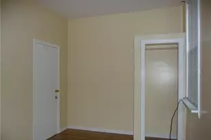 1 Eastview St, Hartford, CT 06114 - Photo 7