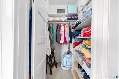 65 Brooklawn Place, Bridgeport, CT 06604 - Photo 23