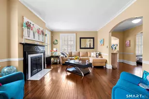 65 Brooklawn Pl, Bridgeport, CT 06604 - Photo 5