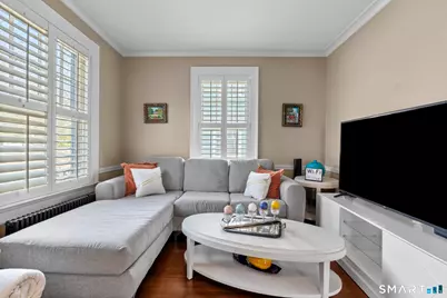 65 Brooklawn Place, Bridgeport, CT 06604 - Photo 13