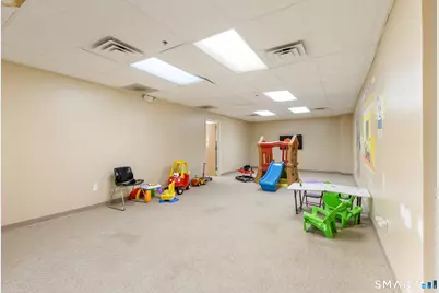 454 Park Street #2nd floor 2, Hartford, CT 06106 - Photo 3