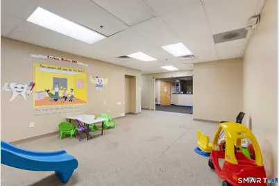 454 Park Street #2nd floor 2, Hartford, CT 06106 - Photo 5