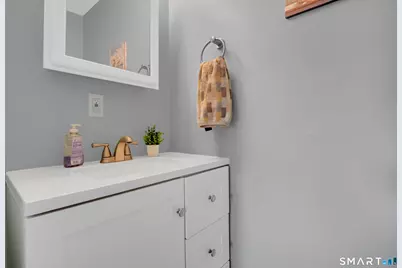 15 Meade Lane, Enfield, CT 06082 - Photo 17