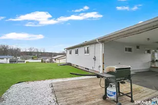 15 Meade Ln, Enfield, CT 06082 - Photo 29