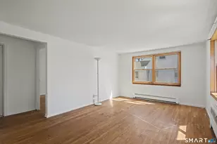 1 King Ct, Enfield, CT 06082 - Photo 5