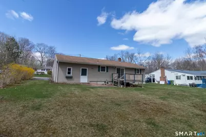 14 Ridgefield Road, Wallingford, CT 06492 - Photo 5