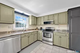 93 Crestridge Dr, Vernon, CT 06066 - Photo 15