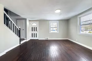 167 N Hoadley St, Naugatuck, CT 06770 - Photo 3