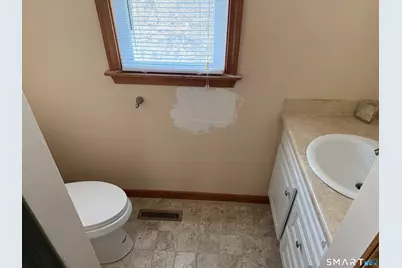 321 Knob Hill Road, Meriden, CT 06451 - Photo 15