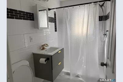 29 Bouley Avenue, Waterbury, CT 06705 - Photo 15