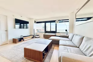 127 Greyrock Pl, Stamford, CT 06901 - Photo 5