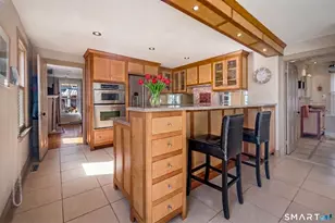 11 Middle Beach Rd, Madison, CT 06443 - Photo 11