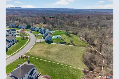 170 Debbie Drive, Meriden, CT 06451 - Photo 3