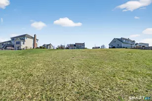 170 Debbie Dr, Meriden, CT 06451 - Photo 9