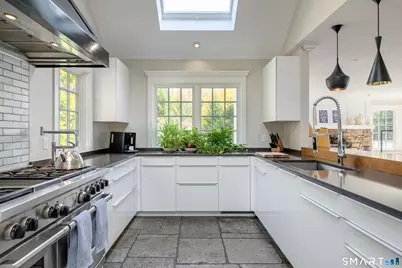 366 Hollow Tree Ridge Road, Darien, CT 06820 - Photo 13