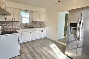 2071 Middletown Ave, North Branford, CT 06472 - Photo 3