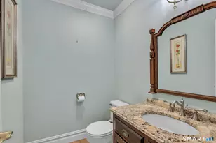 176 Stephen Dr, Meriden, CT 06470 - Photo 17