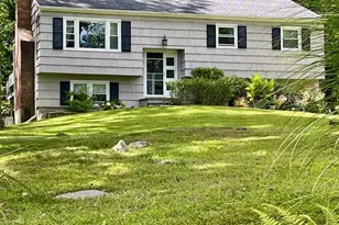 100 Flat Rock Dr, Ridgefield, CT 06877 - Photo 3