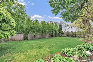 464 Round Hill Rd, Fairfield, CT 06824 - Photo 7
