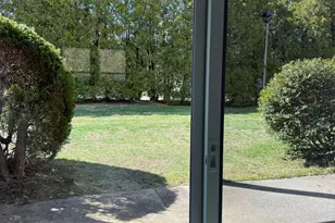 127 Black Point Rd, East Lyme, CT 06357 - Photo 5