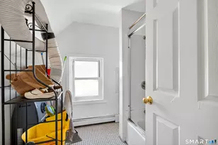 727 Iranistan Ave, Bridgeport, CT 06605 - Photo 27