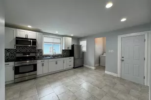 557 Colorado Ave, Bridgeport, CT 06605 - Photo 11