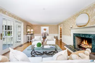 10 Queens Ln, Darien, CT 06820 - Photo 5