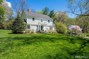 10 Queens Ln, Darien, CT 06820 - Photo 3