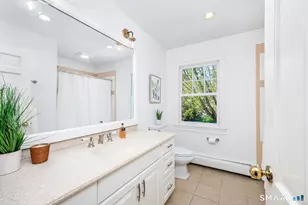 10 Queens Ln, Darien, CT 06820 - Photo 21