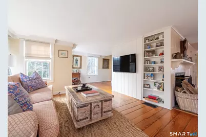 95 Peaceable Street, Redding, CT 06896 - Photo 9