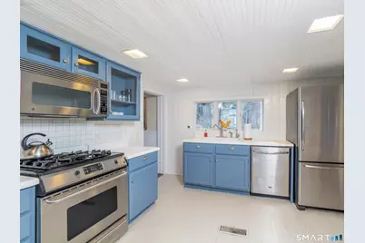 95 Peaceable Street, Redding, CT 06896 - Photo 13