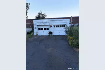 15 Oregon Avenue, Hamden, CT 06514 - Photo 5