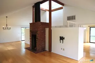 3 Edgewood Cir, Avon, CT 06001 - Photo 3