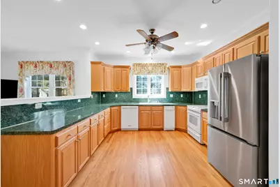 95 Riverview Drive #95, South Windsor, CT 06074 - Photo 7