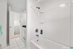 42 Divot Dr, Meriden, CT 06450 - Photo 17