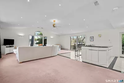 42 Divot Drive, Meriden, CT 06450 - Photo 9