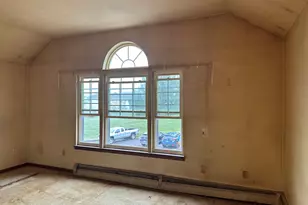 14 Pinney St, Ellington, CT 06029 - Photo 3