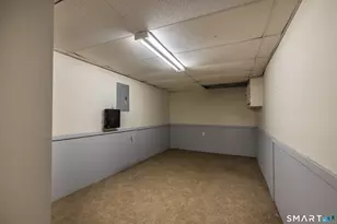 126 Emmett Ave, Derby, CT 06418 - Photo 27