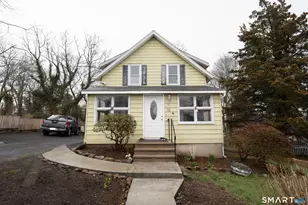 25 Vera St, East Haven, CT 06512 - Photo 1