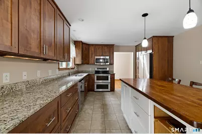 19 Rosemarie Lane, Bozrah, CT 06334 - Photo 9