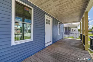 429 Burnside Ave, East Hartford, CT 06108 - Photo 5